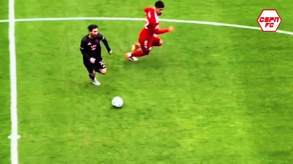 球王的影响力！实拍：全场6.2万观众高呼梅西是什么效果？